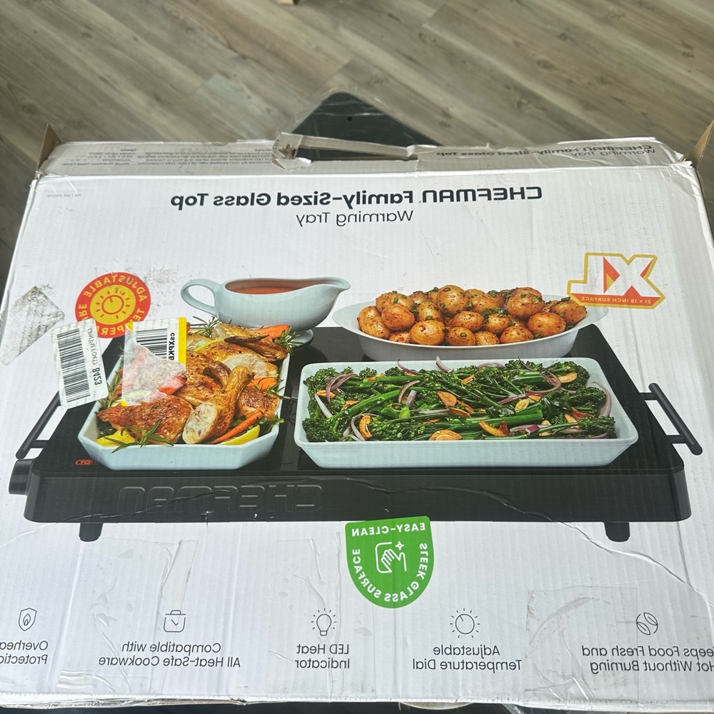 Chefman Family-Sized Glass Top Warming Tray in Black